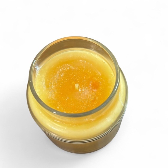 Yankee Candle Honeysuckle 3.7 oz Housewarmer Jar Rare Retired Scent - Picture 3 of 4